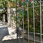 Garden Oasis Pool ヴィラ Čilipi