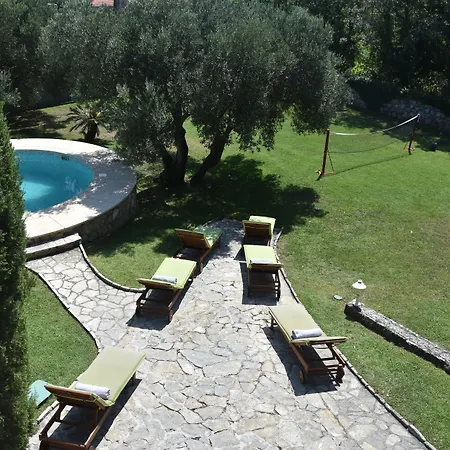 Garden Oasis Pool Willa *
