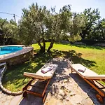 Garden Oasis Pool *
