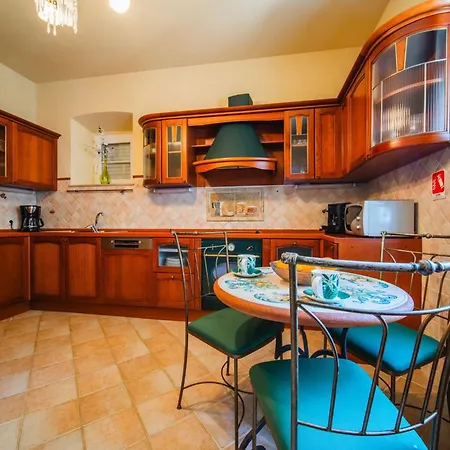 Garden Oasis Pool Villa Villa