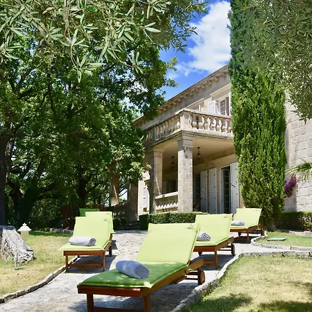 Garden Oasis Pool *