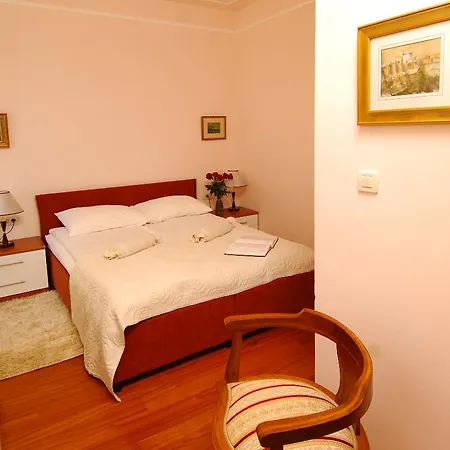 Garden Oasis Pool Villa * Čilipi