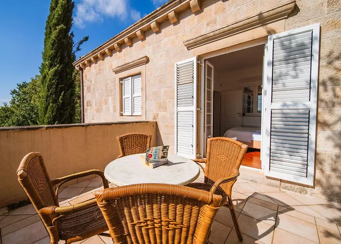 Villa Garden Oasis Pool *