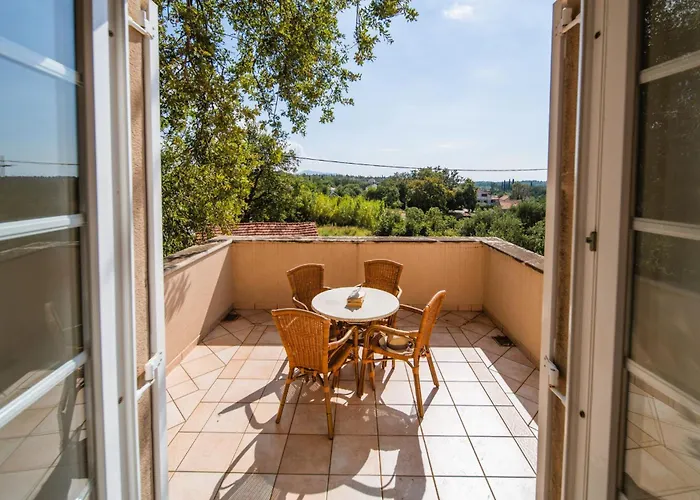 Villa Garden Oasis Pool Cilipi