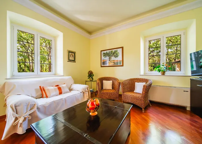 Garden Oasis Pool * Čilipi