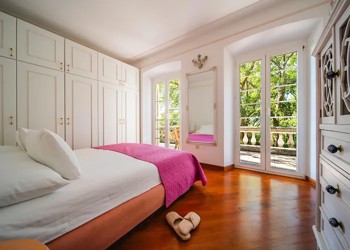 Garden Oasis Pool Villa Čilipi