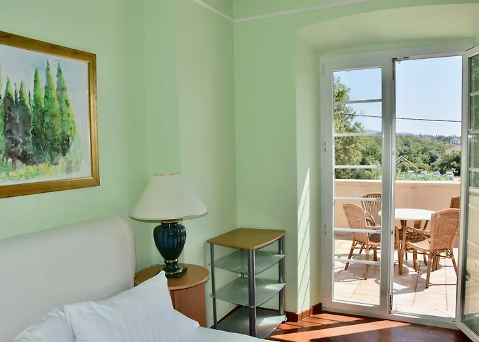 Garden Oasis Pool Villa